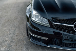 Mercedes-Benz C63 AMG Coupé - 2012