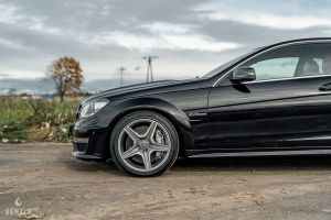 Mercedes-Benz C63 AMG Coupé - 2012