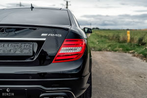 Mercedes-Benz C63 AMG Coupé - 2012