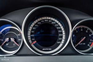 Mercedes-Benz C63 AMG Coupé - 2012