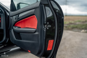 Mercedes-Benz C63 AMG Coupé - 2012