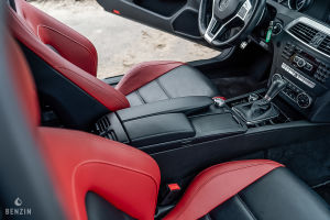 Mercedes-Benz C63 AMG Coupé - 2012