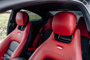 Mercedes-Benz C63 AMG Coupé - 2012