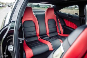 Mercedes-Benz C63 AMG Coupé - 2012