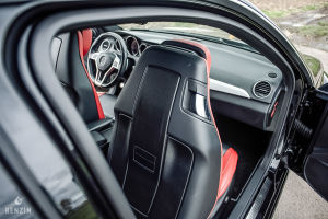 Mercedes-Benz C63 AMG Coupé - 2012