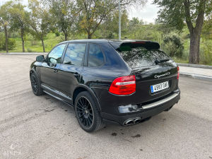 Porsche Cayenne GTS - 2009
