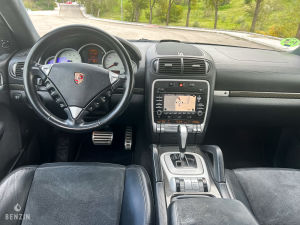 Porsche Cayenne GTS - 2009