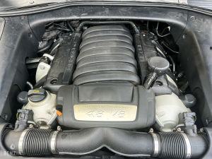 Porsche Cayenne GTS - 2009