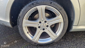 Mercedes-Benz CLS 500 - 2004