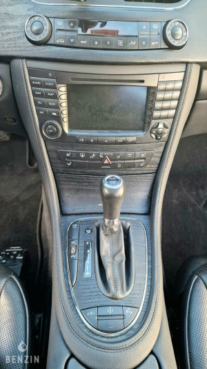 Mercedes-Benz CLS 500 - 2004