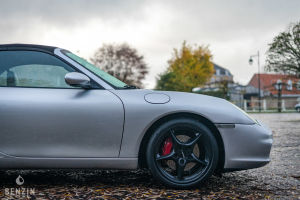 Porsche 911 type 996 C4 Cabriolet - 2002