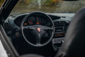 Porsche 911 type 996 C4 Cabriolet - 2002