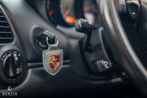 Porsche 911 type 996 C4 Cabriolet - 2002