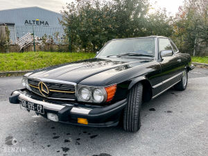 Mercedes-Benz 560 SL R107 - 1988