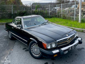 Mercedes-Benz 560 SL R107 - 1988