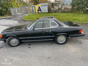 Mercedes-Benz 560 SL R107 - 1988