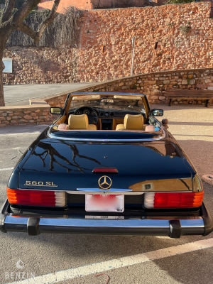 Mercedes-Benz 560 SL R107 - 1988