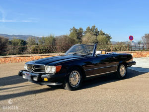 Mercedes-Benz 560 SL R107 - 1988