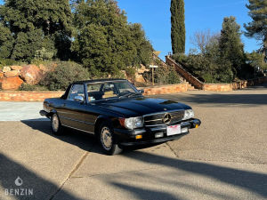 Mercedes-Benz 560 SL R107 - 1988