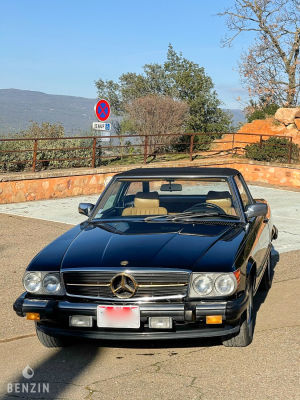 Mercedes-Benz 560 SL R107 - 1988