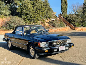 Mercedes-Benz 560 SL R107 - 1988