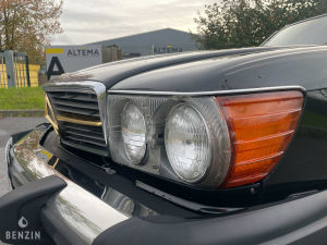 Mercedes-Benz 560 SL R107 - 1988