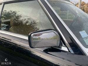 Mercedes-Benz 560 SL R107 - 1988