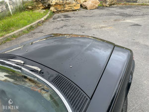 Mercedes-Benz 560 SL R107 - 1988