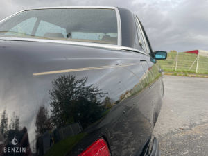 Mercedes-Benz 560 SL R107 - 1988