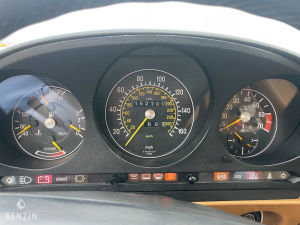 Mercedes-Benz 560 SL R107 - 1988