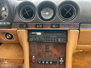 Mercedes-Benz 560 SL R107 - 1988
