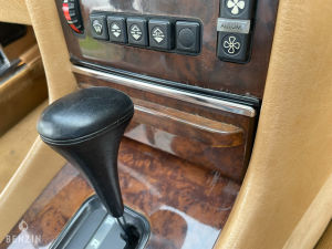 Mercedes-Benz 560 SL R107 - 1988