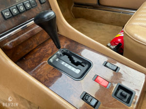 Mercedes-Benz 560 SL R107 - 1988