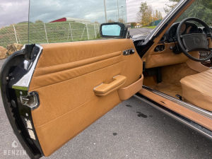 Mercedes-Benz 560 SL R107 - 1988