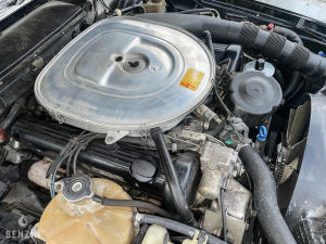 Mercedes-Benz 560 SL R107 - 1988