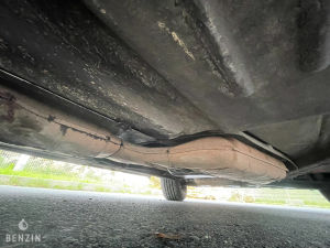 Mercedes-Benz 560 SL R107 - 1988