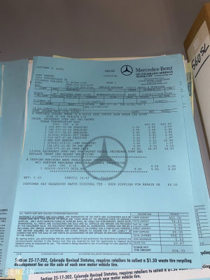 Mercedes-Benz 560 SL R107 - 1988