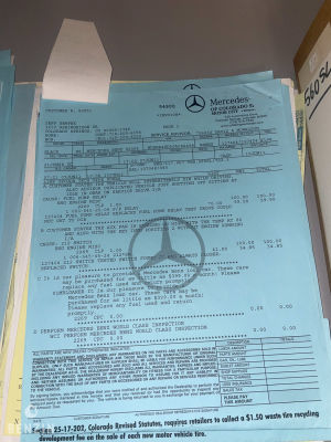 Mercedes-Benz 560 SL R107 - 1988