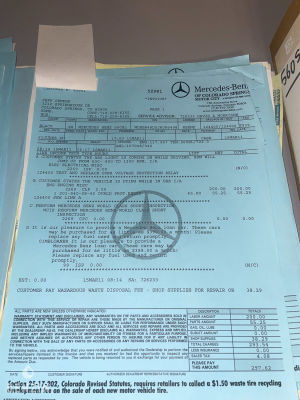 Mercedes-Benz 560 SL R107 - 1988