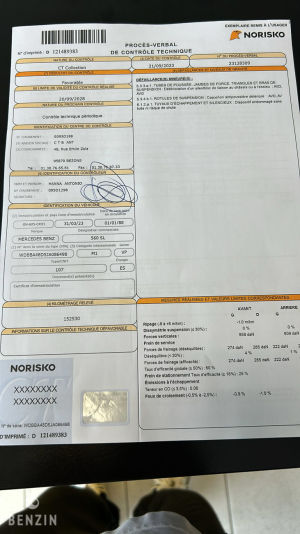 Mercedes-Benz 560 SL R107 - 1988