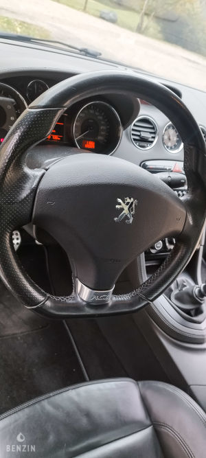 Peugeot RCZ THP 200 - 2010