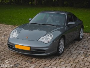 Porsche 911 Type 996 Carrera 4 - 2002