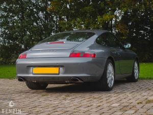 Porsche 911 Type 996 Carrera 4 - 2002