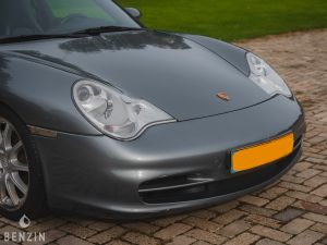 Porsche 911 Type 996 Carrera 4 - 2002