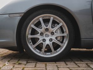 Porsche 911 Type 996 Carrera 4 - 2002