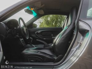 Porsche 911 Type 996 Carrera 4 - 2002
