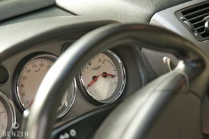 Aston Martin Vanquish - 2003