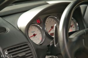 Aston Martin Vanquish - 2003