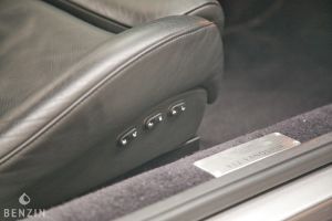 Aston Martin Vanquish - 2003