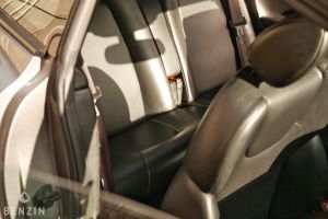 Aston Martin Vanquish - 2003